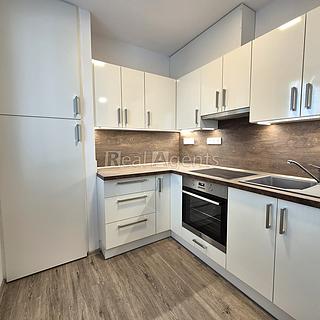 Pronájem bytu 3+1 58 m&sup2; Příbor