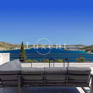 Prodej rodinného domu, 200m²