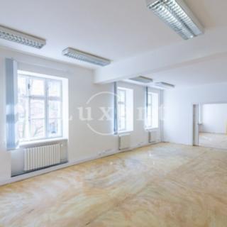 Pronájem kanceláře 83 m² Praha