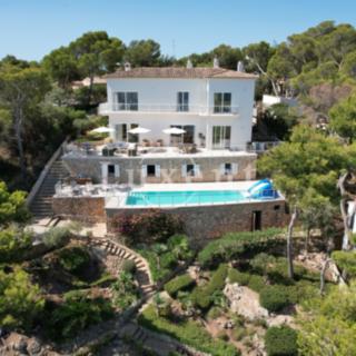 Prodej vily, 284m²