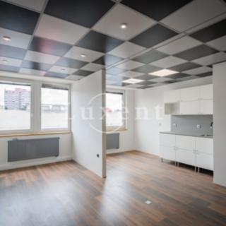 Pronájem kanceláře 56 m² Praha