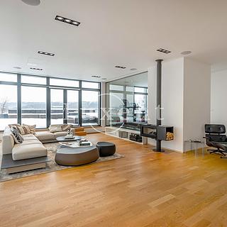 Pronájem bytu 3+kk 240 m² Praha Libeň, Kurta Konráda