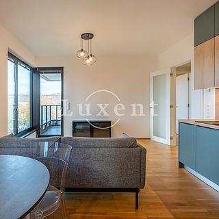 Pronájem bytu 2+kk 52 m&sup2; Praha