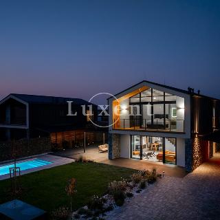 Prodej rodinného domu 297 m² Předboj