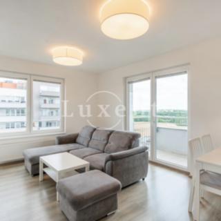 Pronájem bytu 2+kk 62 m² Praha Letňany, Hlučkova