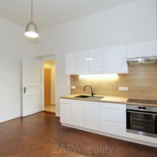 Pronájem bytu 2+kk 42 m² Praha Smíchov, Grafická