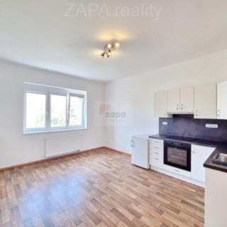 Pronájem bytu 2+kk 48 m² Praha