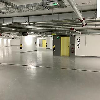 Pronájem parkovacího místa 15 m² Praha Nusle, Mužíkova