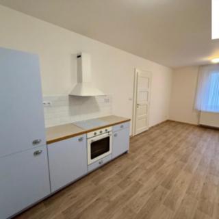 Pronájem bytu 2+kk 64 m² Pardubice Zelené Předměstí, Staňkova