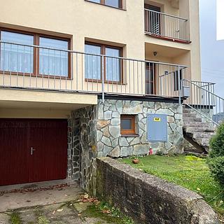 Pronájem rodinného domu 178 m&sup2; Rtyně v Podkrkonoší