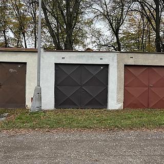 Prodej garáže 17 m² Dvůr Králové nad Labem