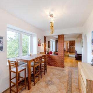 Prodej rodinného domu 242 m² Praha, Za dálnicí