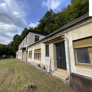 Prodej výrobního objektu 859 m² Úpice, Bezručova