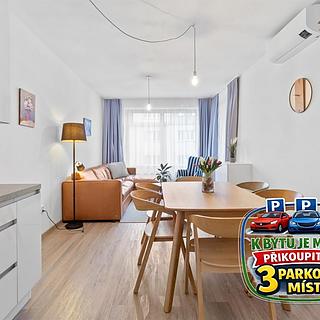 Prodej bytu 3+kk 66 m² Pardubice Bílé Předměstí, Štrossova