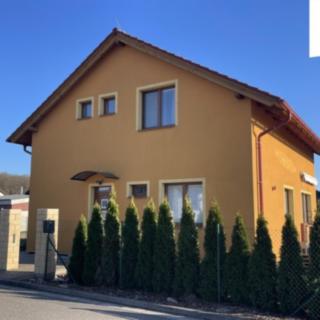 Prodej rodinného domu 230 m² Lodín