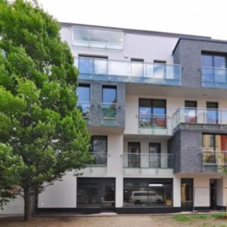 Pronájem parkovacího místa 16 m² Pardubice