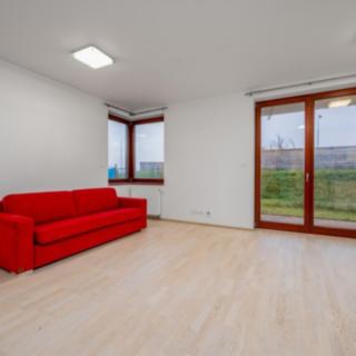 Pronájem bytu 1+kk, garsoniery 38 m² Praha