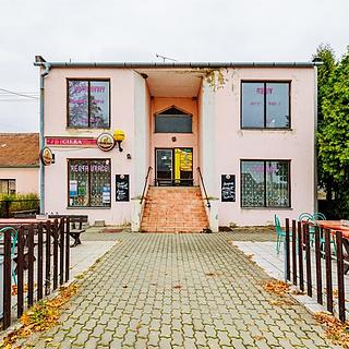 Prodej restaurace 267 m² Hostěradice