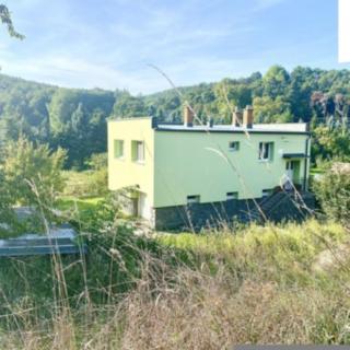 Prodej rodinného domu 193 m² Lovčice