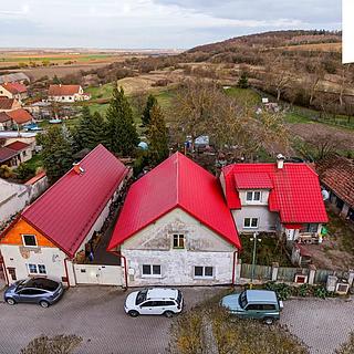 Prodej rodinného domu 79 m² Kostomlaty pod Řípem