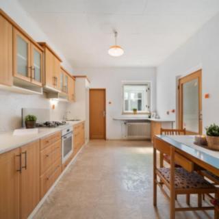 Prodej rodinného domu 93 m² Hradec Králové Malšovice, Náhon