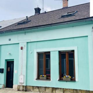 Prodej bytu 5+1 a více 85 m² Smiřice, Nývltova