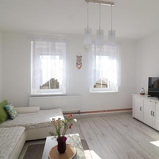 Prodej bytu 3+1 97 m² Dalovice Všeborovice, Dolní