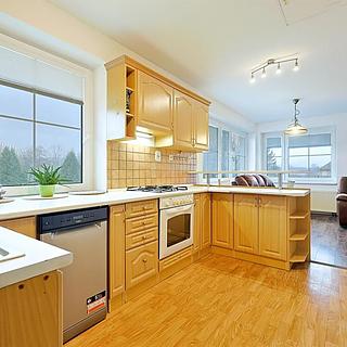 Prodej rodinného domu 200 m² Žákava