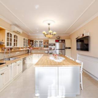 Prodej rodinného domu 410 m² Pardubice, Dlouhá