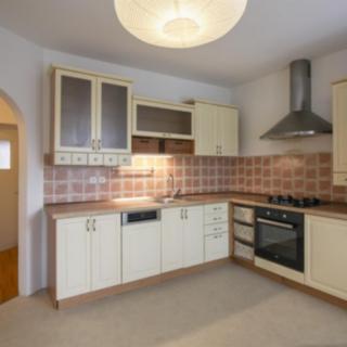 Pronájem bytu 2+1 63 m² Jihlava, Bezručova