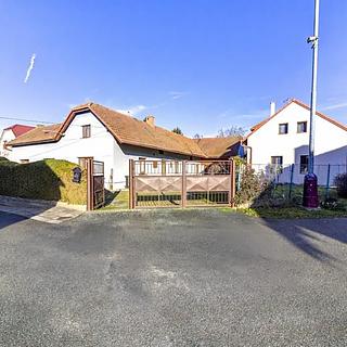 Prodej rodinného domu 150 m² Slepotice