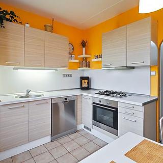 Prodej bytu 3+1 75 m² Pardubice Studánka, Erno Košťála