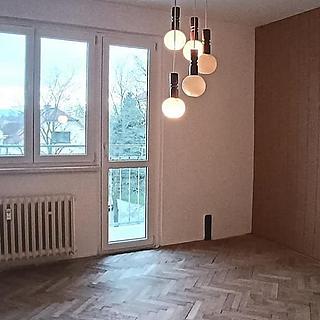 Pronájem bytu 2+1 55 m² Kynšperk nad Ohří, náměstí SNP