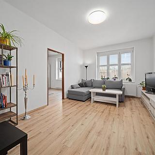 Prodej bytu 2+1 79 m² Jaroměř Pražské Předměstí, Husova