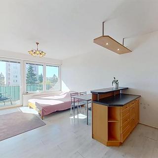 Pronájem bytu 1+kk, garsoniery 32 m&sup2; Pardubice