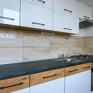 Pronájem bytu 2+1 55 m² Bruntál, Na Nábřeží