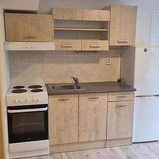 Pronájem bytu 2+kk 35 m² Praha