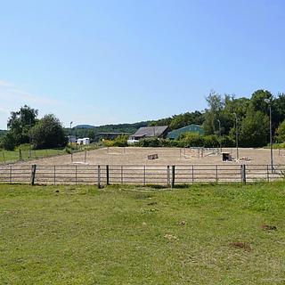 Pronájem komerčního pozemku 150 m&sup2; Třebušín