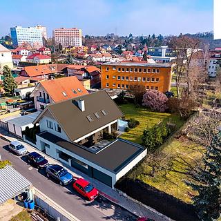 Prodej stavební parcely 860 m&sup2; Mělník