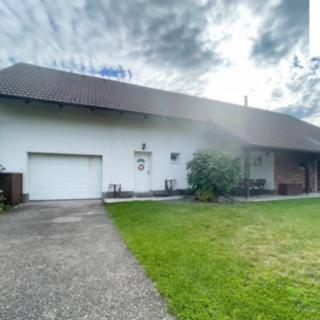 Pronájem rodinného domu 90 m² Srnojedy, Pardubická