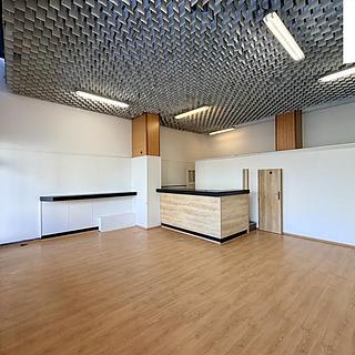 Pronájem obchodu 47 m&sup2; Hradec Králové