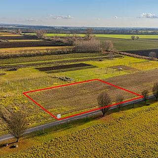 Prodej stavební parcely 1 057 m² Cítov