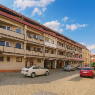 Pronájem bytu 3+kk 66 m² Miroslav