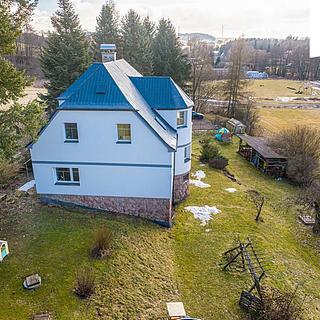 Prodej rodinného domu 338 m² Bernartice