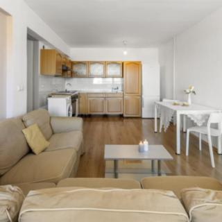 Prodej bytu 2+kk 52 m² Čelákovice, náměstí 5. května
