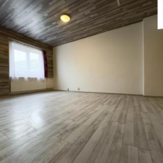 Pronájem bytu 3+1 120 m² Dubí Bystřice, Tovární