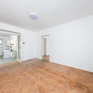 Prodej bytu 2+1 55 m² Pardubice