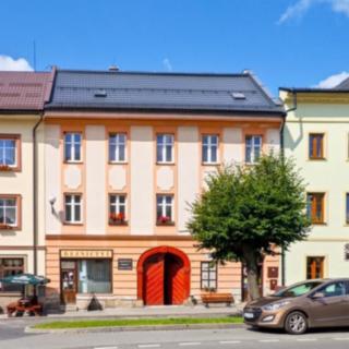 Prodej bytu 2+1 69 m² Staré Město, nám. Osvobození