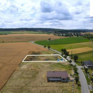 Prodej stavební parcely 1 764 m² Morašice Holičky