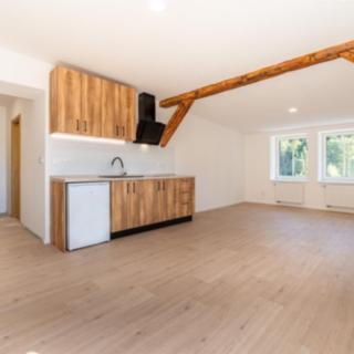 Pronájem bytu 1+kk, garsoniery 36 m² Trutnov
